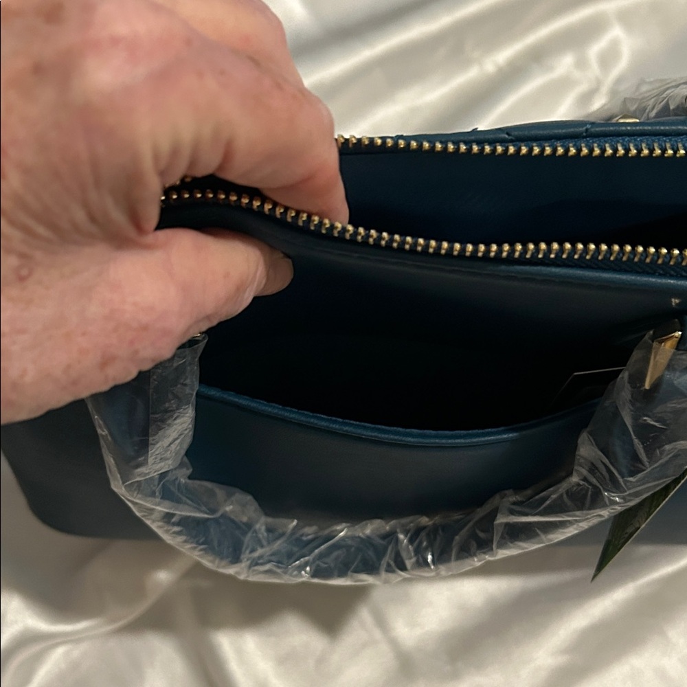 Badgley Mischka Teal blue quilted studded bowlers bag - Picture 7 of 10